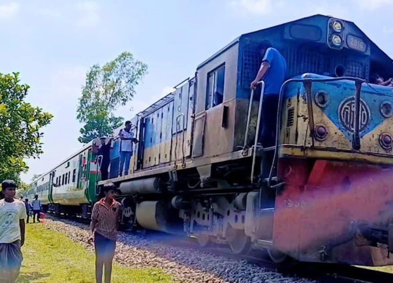 হবিগঞ্জে চলন্ত ট্রেনের নিচে কাটা পড়ে অজ্ঞাত যুবকের মৃত্যু