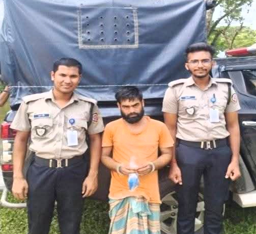 নবীগঞ্জে ৪০০ পিস ইয়াবাসহ এক যুবক আটক