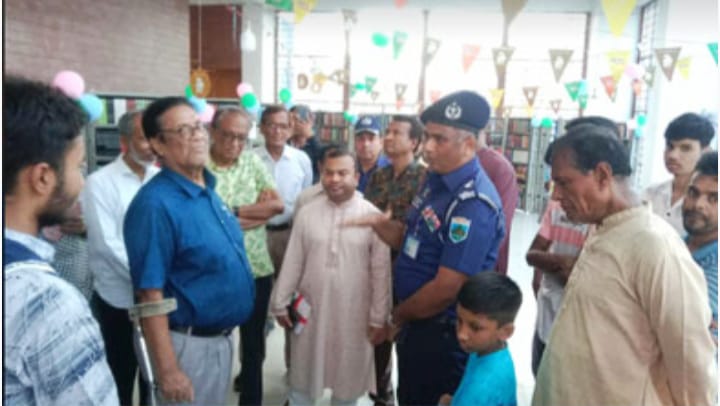 নাটোরে পাঁচ দিনব্যাপী ভ্রাম্যমাণ বইমেলা শুরু