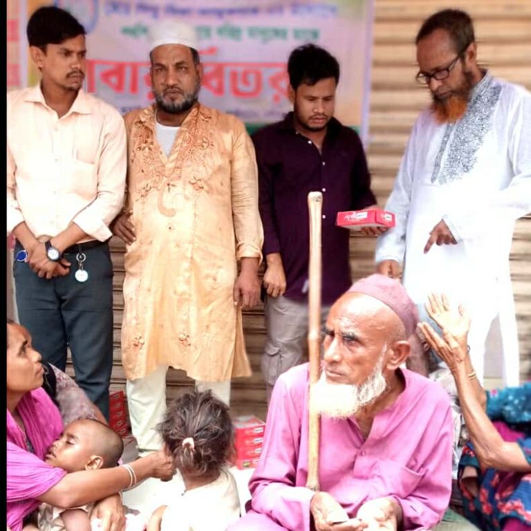 নবীগঞ্জে পথশিশুদের মুখে হাসি ফোটাল ‘স্বপ্নের ছায়া’