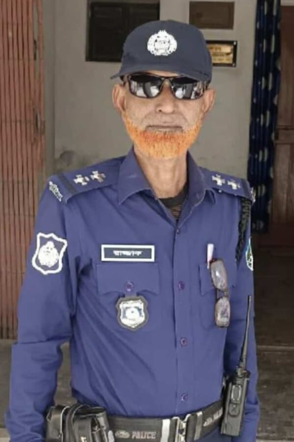 ২৮ কেজি জব্দকৃত গাঁজা থানায় গিয়ে হলো ৭ কেজি