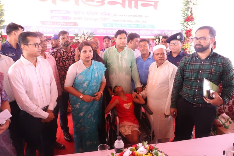 পটিয়ায় গৃহহীন পেল ঘর, ভিক্ষুক হল পুনর্বাসন; সুবিধাবঞ্চিতদের মুখে ফুটল হাসি