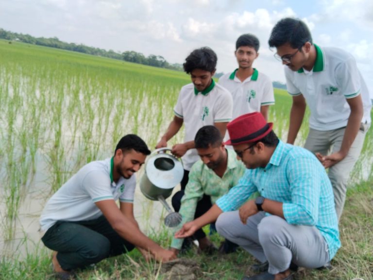 মঠবাড়িয়ায় প্রয়াতদের স্মরণে ব্যতিক্রমী উদ্যোগ