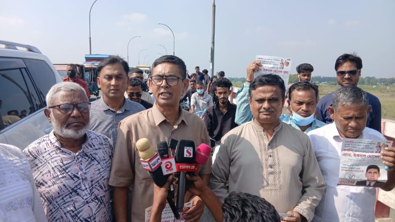 নাগরপুর বিএনপির নেতা ইকবালের মোটরসাইকেল শোডাউন