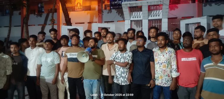 ছাত্রদলের কমিটিতে ছাত্রলীগের নেতা-কর্মী, প্রতিবাদে অবাঞ্চিতদের বিক্ষোভ ও পদত্যাগ