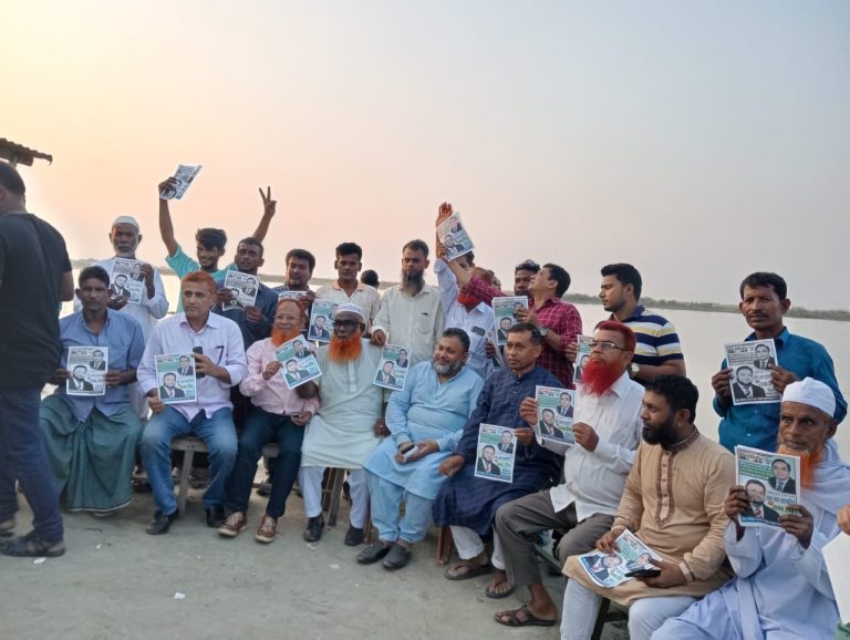 চরহাজিগঞ্জ বাজারে পথসভায় বিএনপি নেতা: এম এম হোসাইন