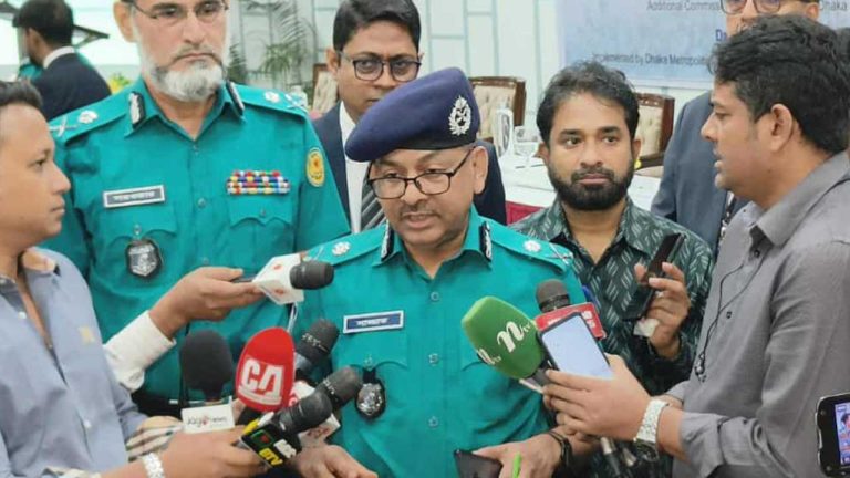 নির্বাচন ঘিরে সারাদেশে পুলিশের প্রশিক্ষণ চলছে : ডিএমপি কমিশনার
