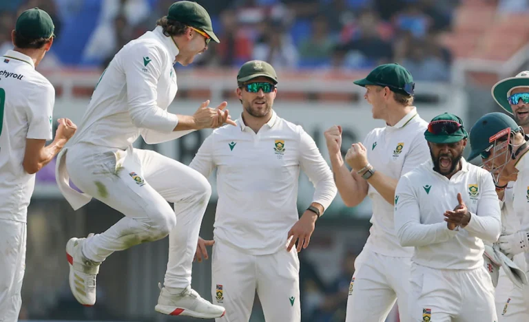 ১২৪ রানের সহজ লক্ষ্যও তাড়া করতে পারল না ভারত, ঘরের মাঠে লজ্জার পরাজয়