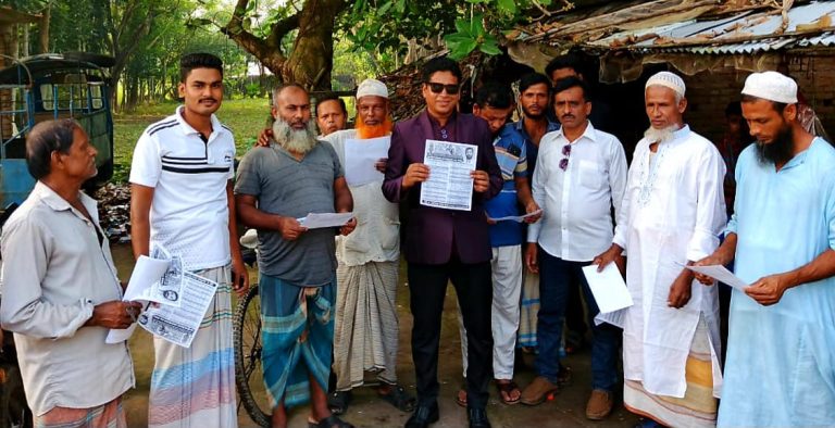 কাঁঠালিয়ায় রাষ্ট্র মেরামতের ৩১ দফা ও ডাঃ ইরানের আনারস মার্কার প্রচারপত্র বিতরণ 