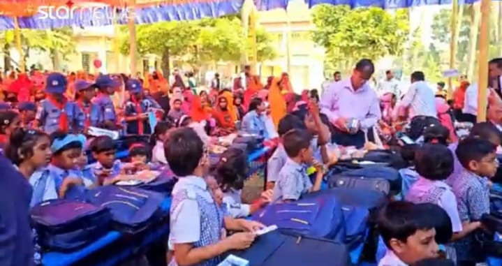 নাটোরের নির্বাচিত সরকারি প্রাথমিক বিদ্যালয়ে ‘স্কুল ফিডিং’ কার্যক্রম উদ্বোধন