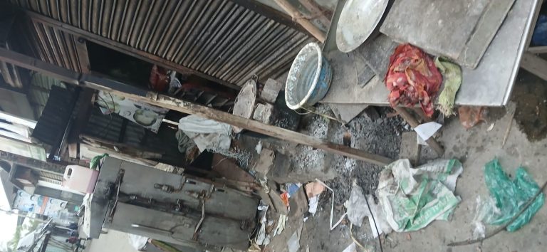 চরভদ্রাসনের হোটেলগুলোতে অস্বাস্থ্যকর পরিবেশে খাবার বিক্রি, প্রশাসনের নজরদারি দাবি