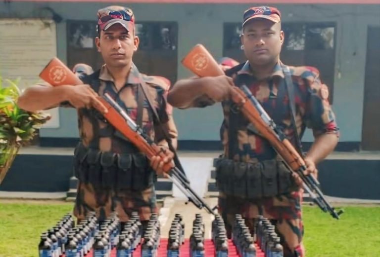 কুড়িগ্রামে বিজিবির অভিযানে ভারতীয় ফেন্সিডিল ও গাঁজা জব্দ