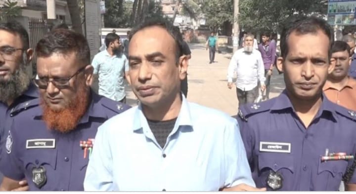 নাটোরে স্কুলছাত্রী অপহরণ ও ধর্ষণ মামলায় প্রধান শিক্ষকের যাবজ্জীবন কারাদণ্ড