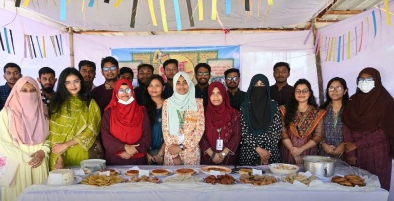 কুড়িগ্রাম কৃষি বিশ্ববিদ্যালয়ে বর্ণিল আয়োজনে ‘নবান্ন উৎসব–১৪৩২’ উদযাপন