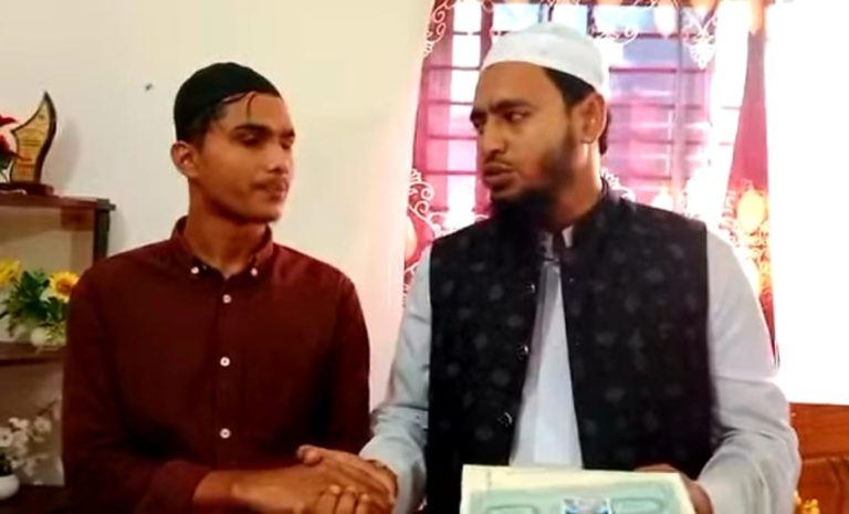 ঝালকাঠিতে যুবকের সনাতন ধর্ম ত্যাগ করে ইসলাম ধর্ম গ্রহণ