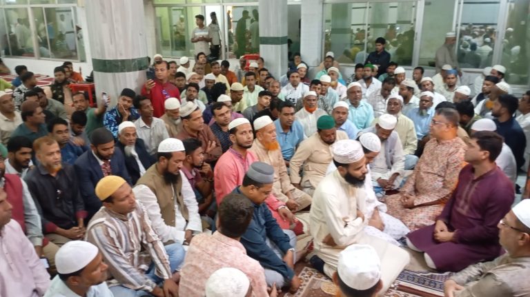 বারইয়ারহাটে খালেদা জিয়ার সুস্থতা কামনায় মিলাদ ও দোয়া মাহফিল