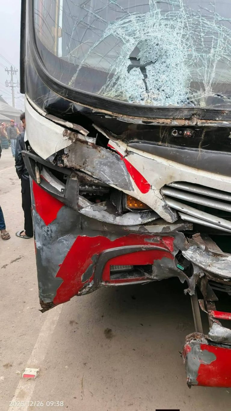 কুড়িগ্রামের ভূরুঙ্গামারীতে বাস-মোটরসাইকেল সংঘর্ষে নিহত ১, আহত ১