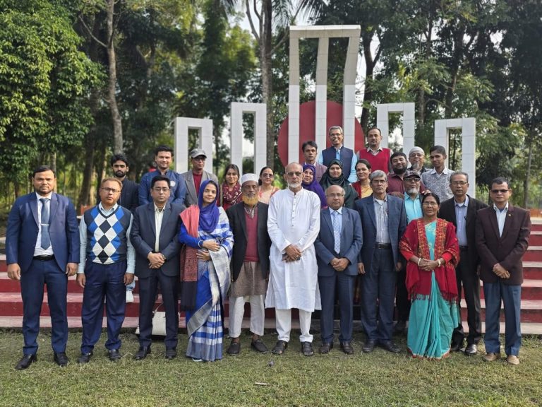 পিরোজপুরে তেজদাসকাঠি কলেজের সহকারী অধ্যাপক মোঃ মাহমুদ মোকাররমকে বিদায় সংবর্ধনা