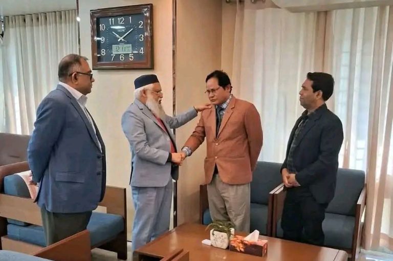 তর্কের ঘটনায় অপসারণ হলেও আগের দায়িত্বে ফিরলেন চিকিৎসক ধনদেব চন্দ্র বর্মণ
