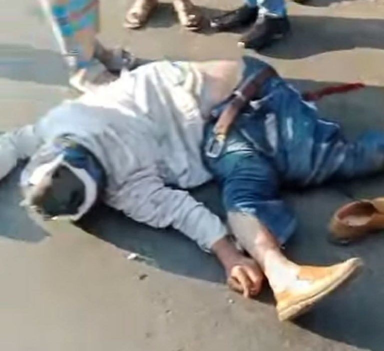 খুলনা–বরিশাল মহাসড়কে বাস–মোটরসাইকেল সংঘর্ষে যুবদল নেতা নিহত, গুরুতর আহত ১