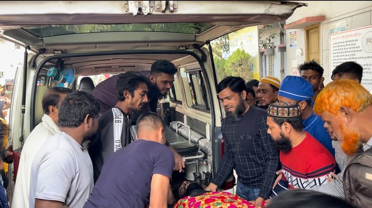 চুয়াডাঙ্গায় পুলিশের ফায়ারিং অনুশীলনে পথচারী গুলিবিদ্ধ