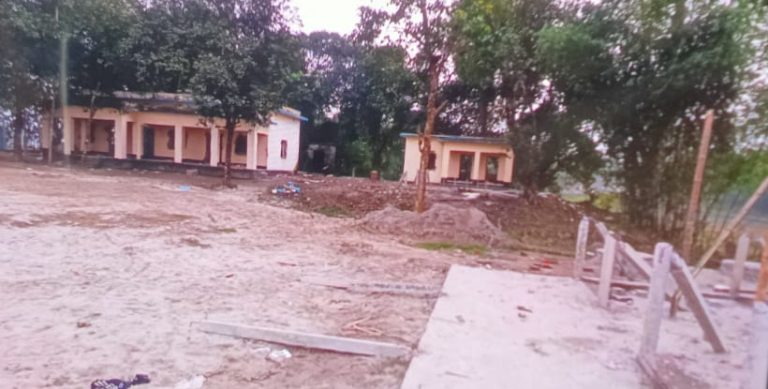 ডিমলায় সেনাবাহিনীর সহায়তায় বুড়িতিস্তা আনসার ক্যাম্প পুনরুদ্ধার