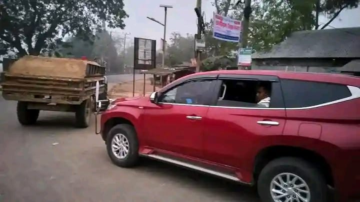 ঝিনাইগাতীতে অবৈধ বালু উত্তোলন রোধে রাতভর অভিযান, দুইজনকে বিনাশ্রম কারাদণ্ড