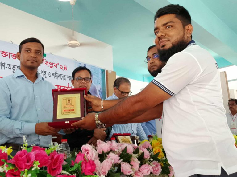 মানবিক ও জনবান্ধব প্রশাসনে আস্থার প্রতীক পিরোজপুর সদর ইউএনও মামুনুর রশীদ