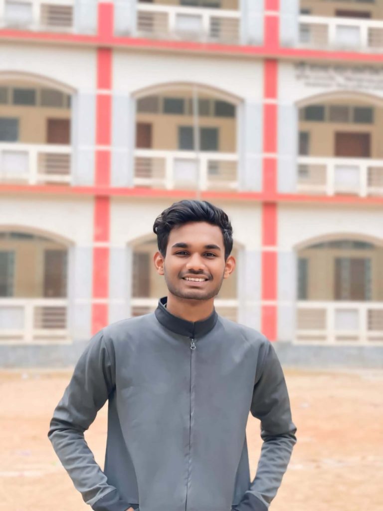 অধ্যবসায় আর স্বপ্নের জয়: রাজশাহী বিশ্ববিদ্যালয়ে সুযোগ পেলেন মানিক খান