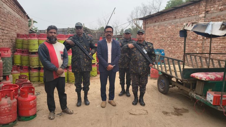 ব্রাহ্মণবাড়িয়ায় ভোক্তা অধিকার আইনে অভিযান: এলপিজি ডিলারকে জরিমানা