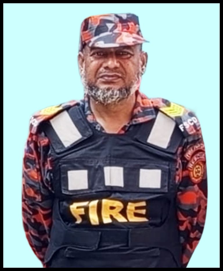 দায়িত্ব পালনকালে বাসের ধাক্কায় নিহত হলেন ফায়ার ফাইটার