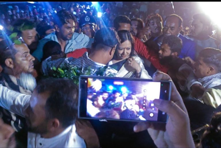 রুমিন ফারহানাকে বাধা ও মারধরের অভিযোগে সরাইলে ১৫০ জনের বিরুদ্ধে মামলা