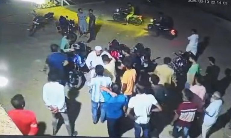 চাঁদা না পেয়ে এমপির ভাতিজার নেতৃত্বে হামলা ও ব্যবসায়ীকে মারধরের অভিযোগ 