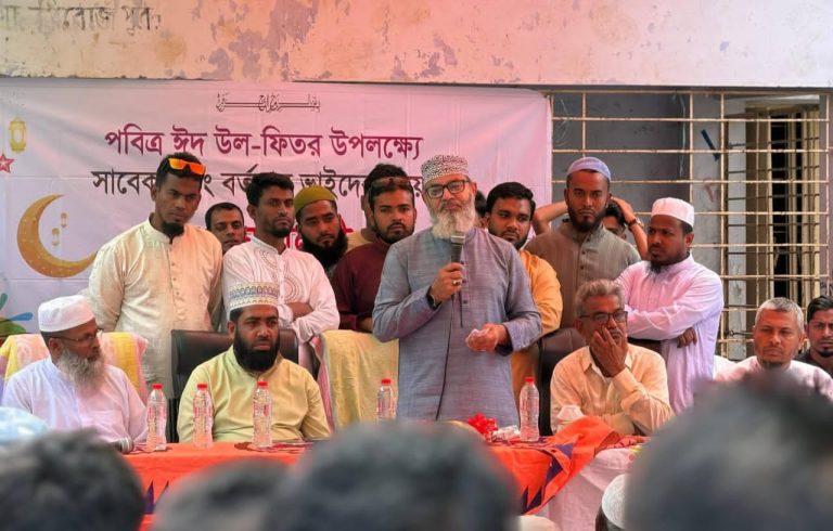 পিরোজপুর ১ আসনের সংসদ সদস্য জননেতা মাসুদ সাঈদীর ভৈরমপুর গ্রামবাসীর সাথে ঈদ শুভেচ্ছা বিনিময়