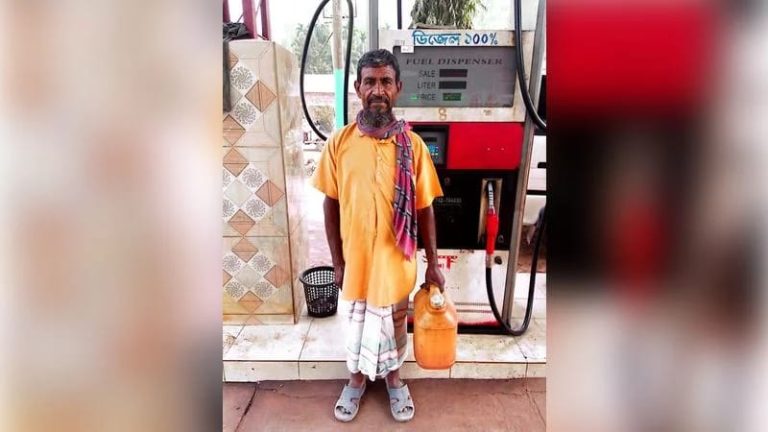 কুড়িগ্রামে সেচ ও নৌযান ব্যবহারের ডিজেল সরবরাহে সংকট, কৃষকরা বিপাকে