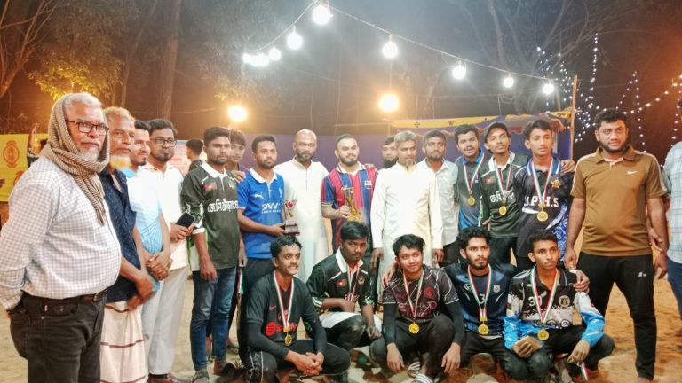 মিরসরাইয়ে নাইট ক্রিকেট টুর্নামেন্টের ফাইনাল ও পুরস্কার বিতরণ