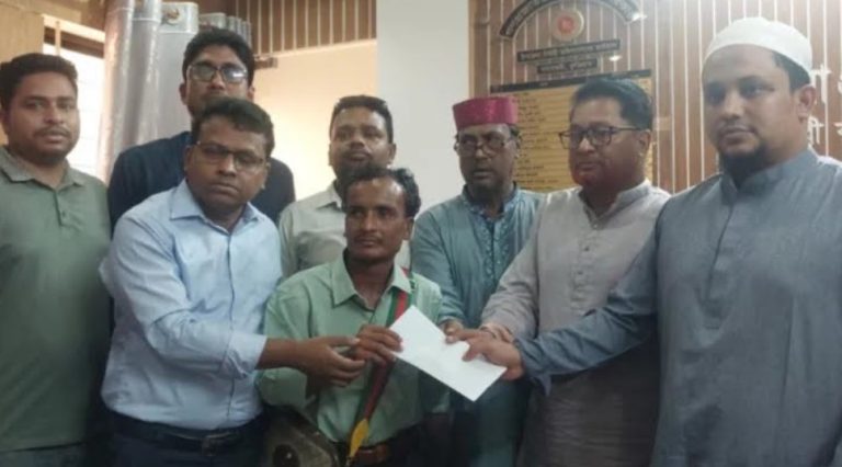কুড়িগ্রামে ভাইরাল তাজুর পাশে নাগেশ্বরী উপজেলা প্রশাসন
