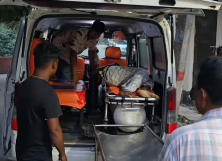 মানিকগঞ্জে গুলি করে হত্যা: ইজারাদারকে না পেয়ে ম্যানেজারকে উপর গুলি চালায় দুর্বৃত্তরা 