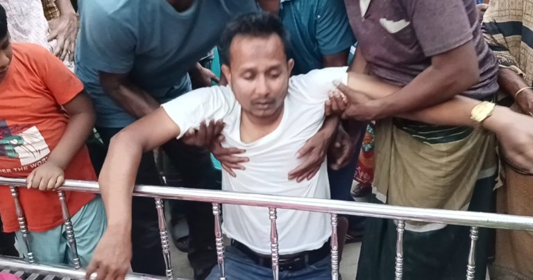 ভুল চিকিৎসায় সাংবাদিকের বাবার মৃত্যুর অভিযোগ