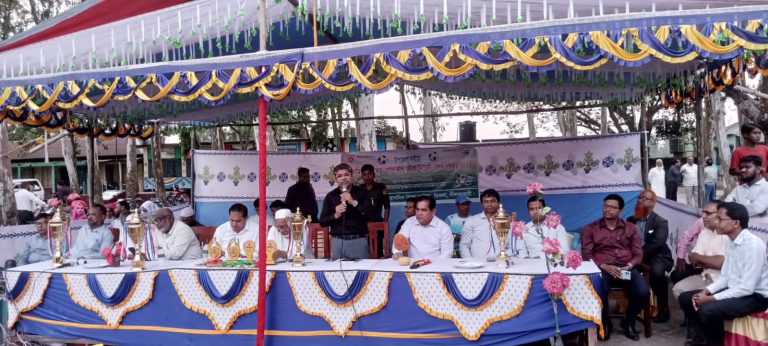 ডিমলায় প্রাথমিক বিদ্যালয় গোল্ড কাপ ফুটবল টুর্নামেন্টের সমাপনী অনুষ্ঠান 