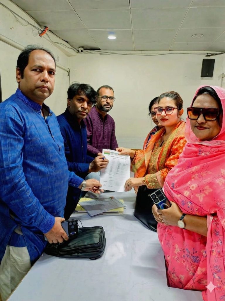 সংরক্ষিত নারী আসনে মনোনয়ন ফরম সংগ্রহ করলেন পারভেছুন নাহার নিপু