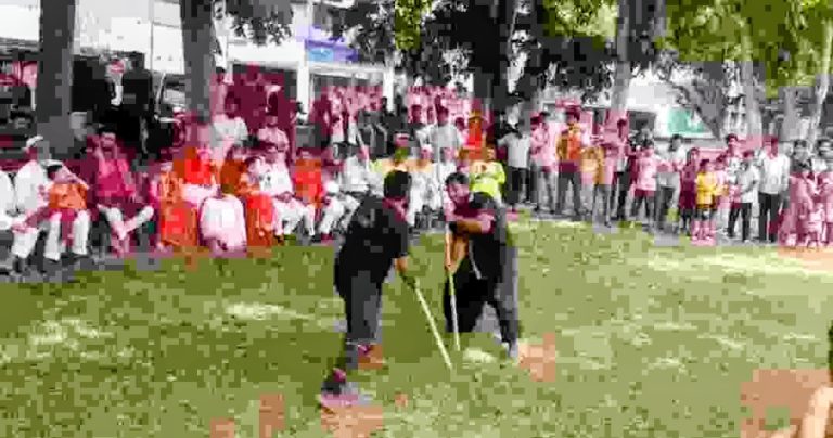 লাঠিখেলায় জমে উঠল চরভদ্রাসনের বৈশাখী আয়োজন