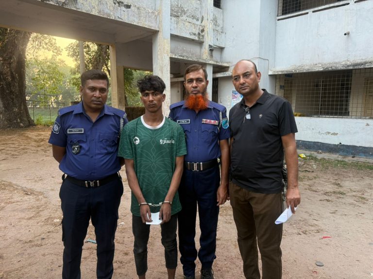 চরভদ্রাসন উপজেলায় মোবাইল কোর্ট পরিচালনা, মাদক সেবনের দায়ে যুবকের কারাদণ্ড