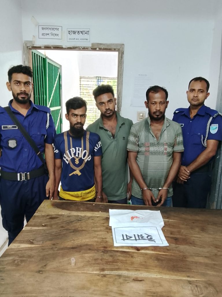 সোনারগাঁয়ে অভিযানে ২৫ পিস ইয়াবাসহ ৩ মাদক ব্যবসায়ী গ্রেফতার