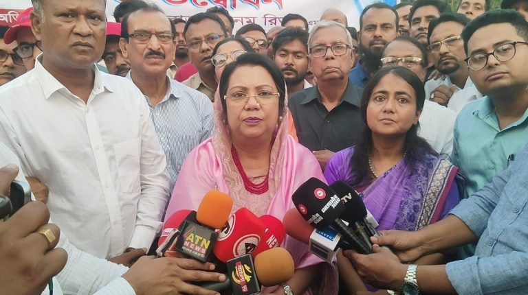 সাটুরিয়ায় খাল খনন কর্মসূচির উদ্বোধন, অনিয়মের বিরুদ্ধে কঠোর অবস্থানের ঘোষণা
