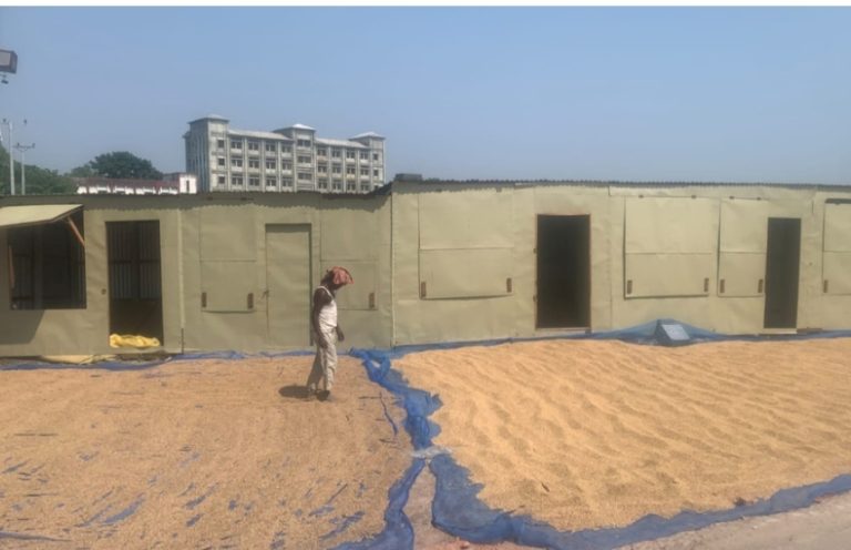 নিকলীতে সওজের জায়গা দখল করে দোকান নির্মাণের অভিযোগ, অভিযুক্ত ছাত্রদলের সাবেক দুই নেতা