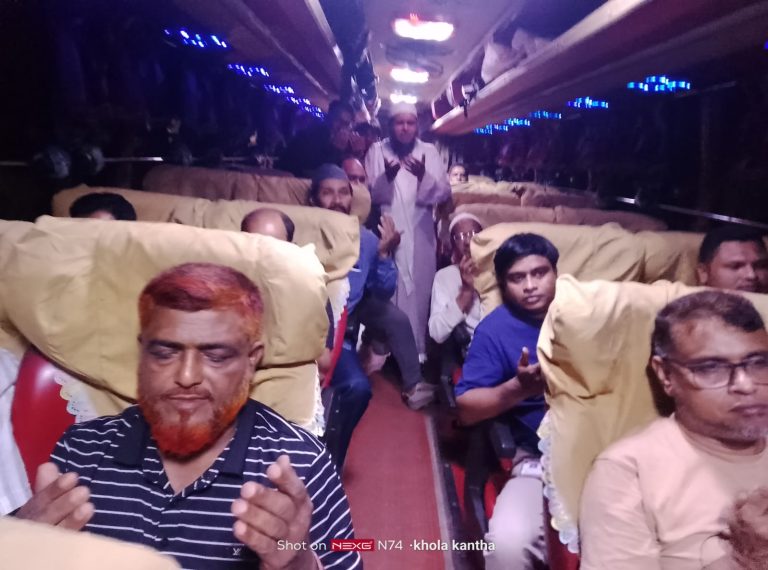 সদরপুর সাংবাদিক মহলের সিলেটের আনন্দ যাত্রা শুরু
