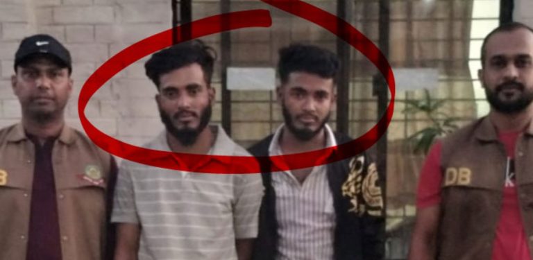 চট্টগ্রাম বন্দরের ৪০ লাখ টাকার ক্রোকারিজ চুরি, ডিবির অভিযানে ২ জন গ্রেপ্তার