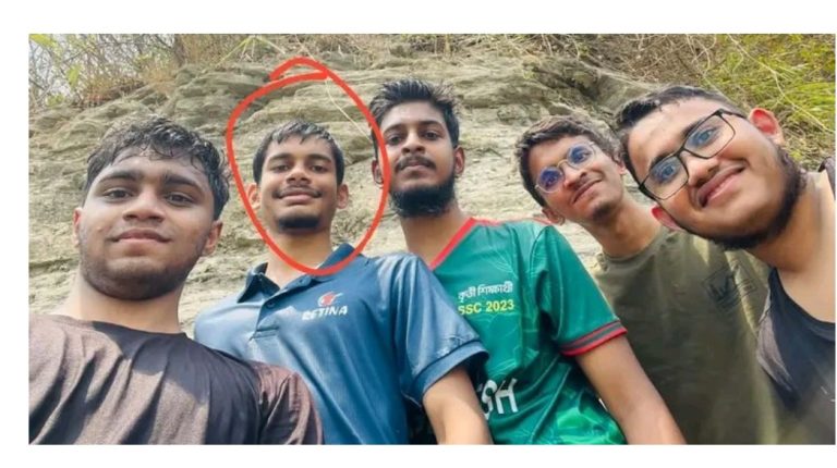 লামার মাতামুহুরী নদীতে গোসলে নেমে পর্যটক নিখোঁজ