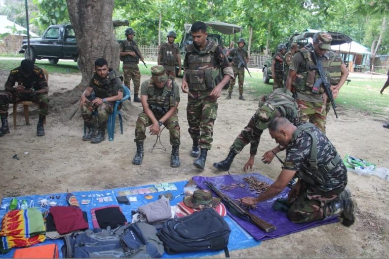 খাগড়াছড়িতে সশস্ত্র গোষ্ঠীর গোলাগুলি, সেনাবাহিনীর অভিযান